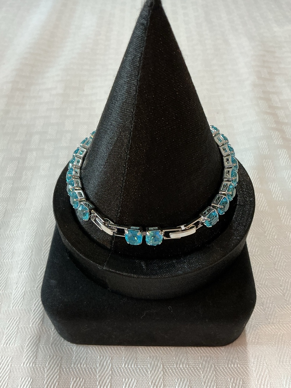 Blue Crystal Tennis Bracelet - Women Jewelry Bracelet - Picture 3 of 6